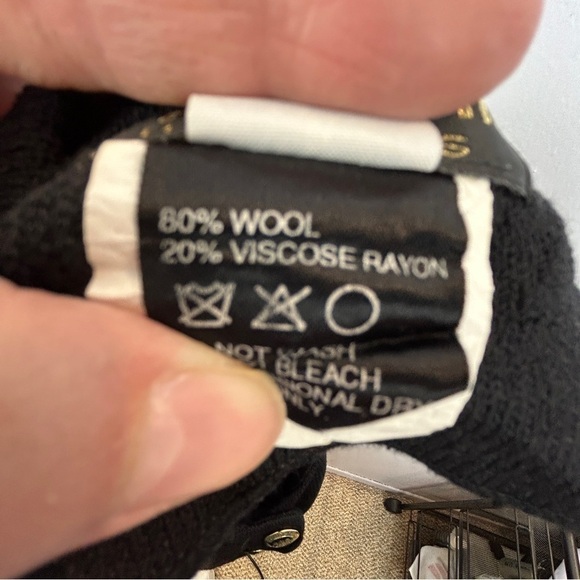 St. John Basics Santana Knit Button Front Sweater Cardigan Large Black - Picture 6 of 13